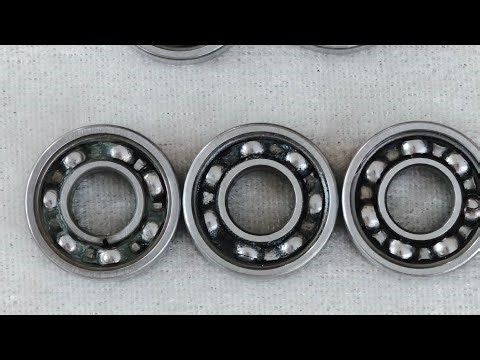 Teaching video on replacing bearings and gears in a vibration analysis mechanical fault simulator