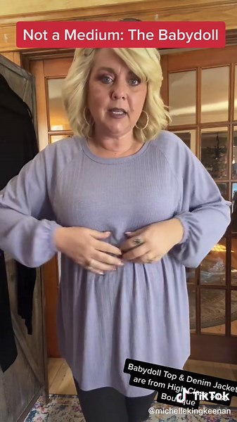 How to Style a Babydoll Top for Flattering Look