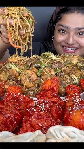 MUKBANG: EATing Chicken Chowmein Spicy chicken leg piece Big MOMOS #shorts