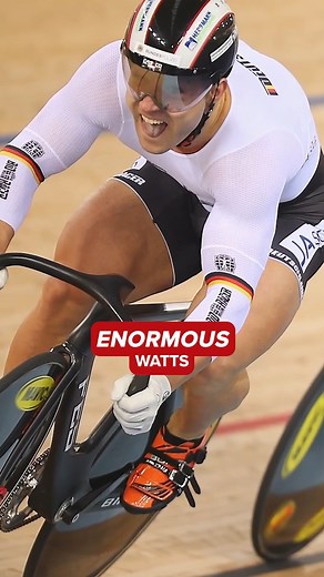 Quads for DAYS 🥵 Quadzilla AKA German sprinter Robert Förstemann has got some serious power in those legs! 📺🔍 The Most POWERFUL Cyclists In The World?! #GCN | Global Cycling Network