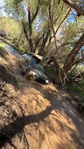 Infiniti QX4 mud run #offroad #4x4 #r50 #mudding #outdoors