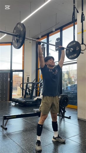 김동규 on Instagram: "2026 02 09 WOD 4 Rounds For Time: 12 Thrusters @ 95/65lbs 500m Row 9 Lateral Burpee over Rower Time Cap 15min #crossfit #크로스핏"