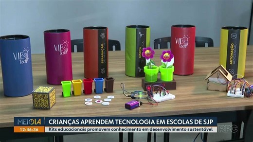 Startup vencedora do Rocket leva tecnologia a escolas de Curitiba