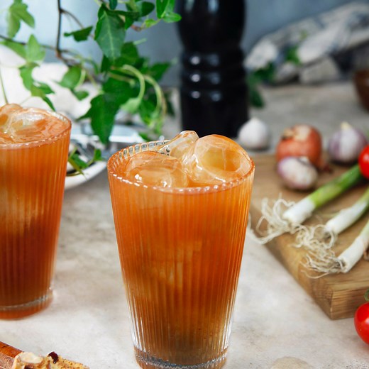 Bull Shot cocktail recipe - Absolut Drinks