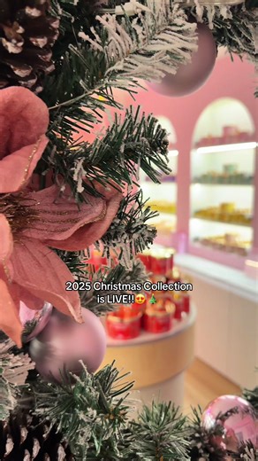 Christmas has landed at Wish Upon A Candle Co! Shop our 2025 collection now 🎄 #christmas #waxmeltsuk #christmasgift #christmasdecor #candles