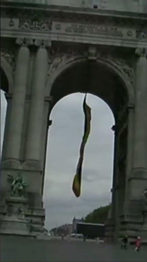 Parc du Cinquantenaire Brussels short tour