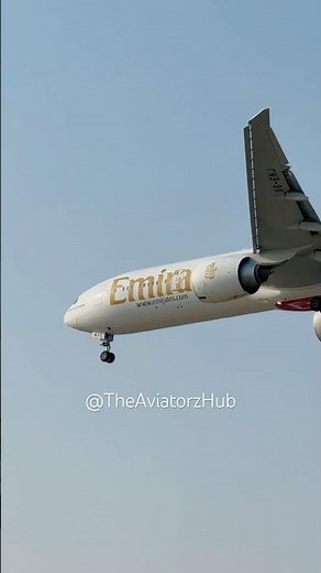 Emirates Boeing 777 Landing in Dubai | Smooth B777 Arrival at DXB #shorts
