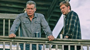 The Waterfront, l'analisi del finale: il thriller esplode con il villain psicopatico di Topher Grace