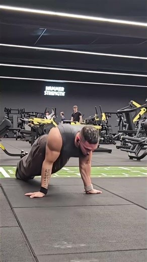 Boxers’ Secret Training to Make Arms Like Steel#boxingkingarena #boxing #fightprep#boxingmotivation