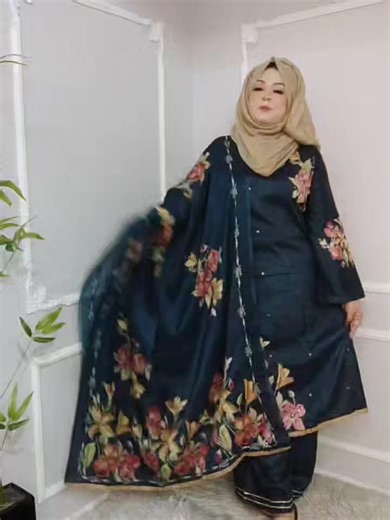 Rakhi signature inspired unstitched 3 piece set Etto kome Only 1950/- Creation Edge#creationedge #eidmubarak #trendingvideo #indiancollections #salwarsuitsforwomen