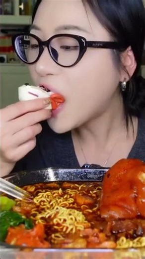 ASMR Mukbang | Fluffy Steamed Buns: The Best Way to Stop the Burn! 🔥➡️☁️