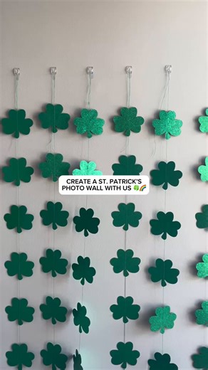 Turn your space into a pot of gold with Command™ Mini Hooks🍀 #commandhooks #stpaddysday #stpatricksday