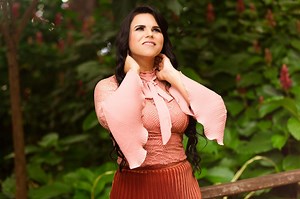 Há Um Tempo - Eliane Fernandes - LETRAS.MUS.BR