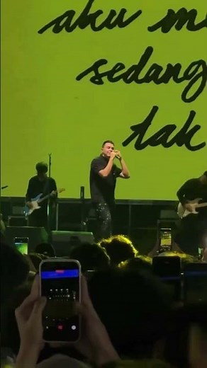 Tulus performs his latest song, "Teh Hijau," in a soulful set at the Sounds of Downtown Festival ...