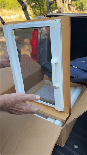 Phantom Mfg. (Int'l) Ltd. on Instagram: "Who knew screen installation could be so interesting? 🤔 Let our pros handle it while you relax! ✨ DM us for details! 📹: @thecabinista 🛠️: @hqscreensolutions #homeupgrade #outdoorspaces #easyliving"
