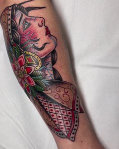 1.4K views · 23 reactions | Embracing the wanderlust with this stunning Traditional Gypsy tattoo, done with the world’s finest ink brand #starbritecolors by the talented Brass Monkey Fabrication ✨ Proud to support a pro team artist based in CT  #tommysenterprise #tattooedwanderlust #gypsyvibes #tattooart | Starbrite Colors | Facebook