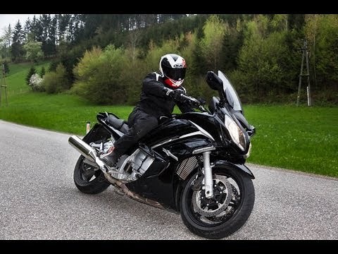 Sporttourer Vergleich | Yamaha FJR 1300 A | Test 2013