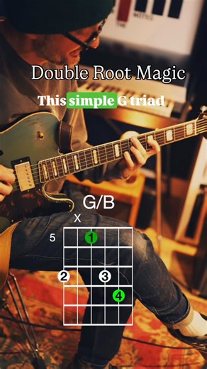 Craig Oxley Blues and Jazz Guitar on Instagram: "💚 The Magic of A double rooted Triad💚 Yes I’m basically Describing the function of a Diminished Chord, however sometimes it’s good to look at things in a slightly different way. You occasionally get a “Lightbulb” 💡moment. Diminished chords don’t just have to be used in Jazz and blues guitar, they appear in loads of music. Hopefully you can see by this 70 second lesson that you can use them as a MAGICAL PORTAL into different sonic Worlds. Try re