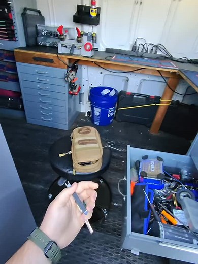 4.1K views · 2.5K reactions | 95 Chevy Lockout + Spare Key  #locksmith #pov #cerrajero #lockpicking #rgv #rgv956 | Locksmith Heroes | Facebook