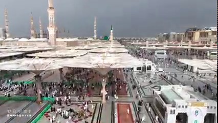 A wonderful & unique video showing Masjid an Nabawi from a birds eye view. Stunningly beautiful! Please follow our official Instagram account related to Saudi Arabia News & Culture. https://instagram.com/ppl.of.ksa | People Of Saudi Arabia