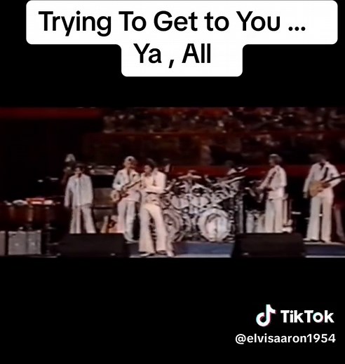 Never had to try … you always got to everyone! ❤️🙏❤️#elvispresley #elvis #elvisfan #elvisaaronpresley #1977 #theking #tryingtogettoyou #parkersucks #vernonpresley #goat #tcb