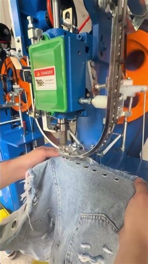 jeans pant sewing machine