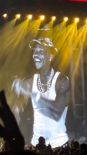 AB on Instagram: "... [concert, Mumbai concert, rolling loud, rolling loud India, central cee, wiz Khalifa, dababy, swae lee, rap festival, music , music festival, live concert] #concert #liveconcert #fy #fyp #trending centralcee wizkhalifa viral dababy swaelee musicfestivals viral explore rollingloud rollingloudindia mumbaiconcert reelsindia … C : chrowx (tt) 日本利用压电瓷砖将脚步转化为电能。这些瓷砖捕捉来自你脚步的动能。当你行走时，你的重量和动作会对瓷砖产生压力。瓷砖会轻微弯曲，从而产生机械应力。瓷砖内部的压电材料将这种应力转化为电能。每一步都会产生少量电荷，而数百万步结合在一起就能产生足够的电力来驱动LED灯、数字显示屏和传