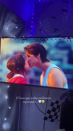 El beso de Kitty y Minho en Xo, Kitty
