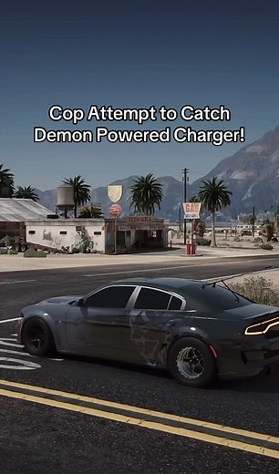 Chasing the Dodge Charger SRT Hellcat in GTA 5