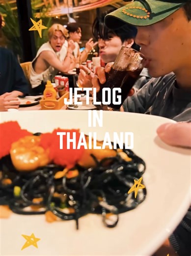 エイロンのタイVLOG: Muuji Festival 2026の魅力