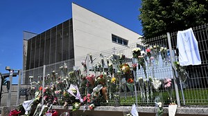 Surveillante poignardée dans la Haute-Marne, en France : le collégien voulait tuer une surveillante, 'n’importe laquelle', selon le procureur - RTBF Actus