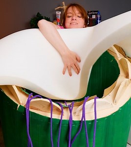 562K views · 2K reactions | Repurposing old tire to make a cozy seater at home! | 5-Minute Crafts Family | Facebook