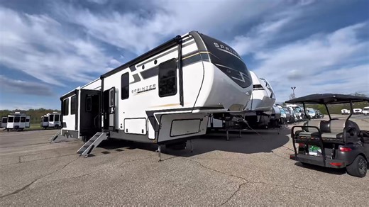 Tony T Rv | 🧗🏻Obstacle Course Bunkhouse W/ 2 Full Bath 🧗🏻2025 Keystone Sprinter 44FT Obstacle Bunkhouse!Weighs 13,969Lbs Sleeps 7-8Was $87,377!... | Instagram