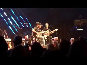 Jason Aldean - "Fly Over States"