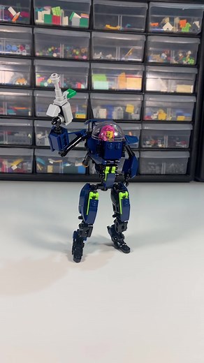 Betty Star Blaster: Lego Mech Space Explorer