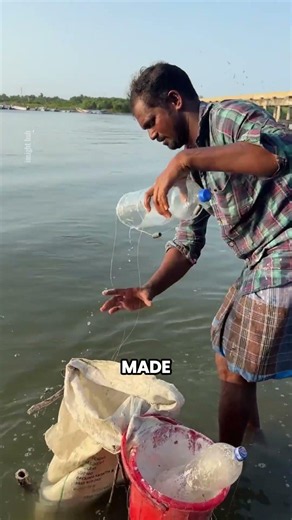How Fishermen Catch Fish With Powder and Bottles