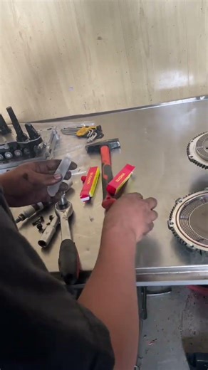 Silicone Oil Refill: A Guide to Fan Clutch Upgrades#viralshorts #oilservice #diy
