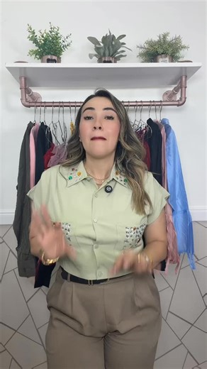 Algo Bonito Nicaragua | Mayorista de Ropa. on Instagram: "En Algo Bonito tu dinero siempre rinde más. Hoy te llevás 24 blusas modernas y en tendencia por solo C$2,385 ✨ Ideal para surtir tu negocio con piezas que se venden solas y dejan buena ganancia. 📍 Managua, Del Banpro de Ciudad Jardín 3c al lago, 1 1/2 abajo M/I 📲 76800208 | 85097296 | 77791602 | 57573787 | 75170097 🚚 Envíos diarios a todo el país por Cargotrans o el transporte de tu preferencia #emprendeconalgobonito #nicaragua #mayore