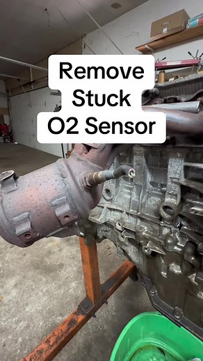 Removing an oxygen (O2) sensor doesn’t have to be a fight. This oxygen sensor tool remover makes the job faster, cleaner, and safer—no rounded sensors, no busted knuckles #oxygensensor #o2sensor #carsoftiktok #cartips #mechanictips