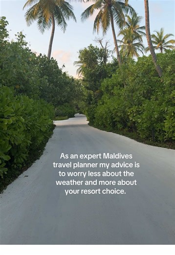 Not all resorts in the Maldives are beautiful. Things that can take the shine off a resort: 1. Sandbags to stop erosion 2. Groynes jutting into the lagoon 3. No house reef 4. One restaurant only offering a buffet 5. Overcrowded villas with little privacy This is the reality of picking the wrong resort. Let me help you get it right. #maldivestiktok #MaldivesGuide #TravelExpert #MaldivesResort #honeymoonideas
