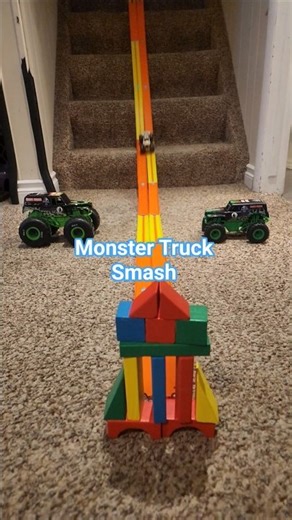 ​MAX-D Monster Truck vs. MEGA STAIR RAMP! 🏎️💥 Epic Slow Motion Crash!