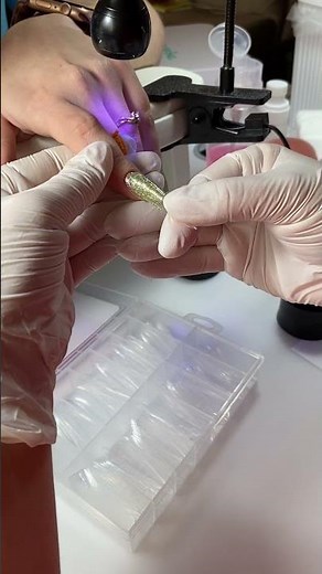 Ready-made super shiny gel for modeling 😳