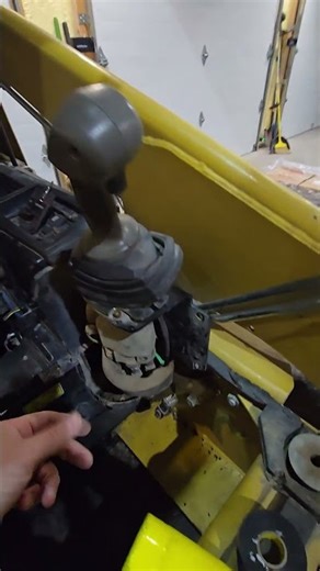 #caterpillar #cat #skidsteer #excavator #repair #diy