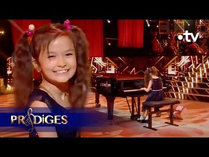 Lucie 9 ans au piano "Caprice 24" Paganini / Liszt - Prodiges 2021 Saison 8: 1/2 finale Show de Noël