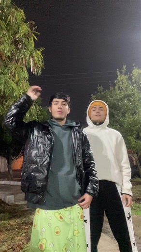 Mano arriba mano abajo 🐰 @rigo_sanchezbloqueado es mi cuenta oficial #mtynlmexico🇲🇽 #rigosanchez