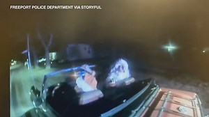 TX cops let driver off with warning after seeing Santa in 'convertible sleigh'