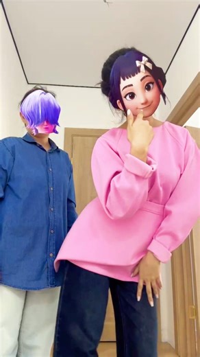 Romance Pranks Zoey | K-Pop Hunter Cosplay #rumi #kpopdemonhunters