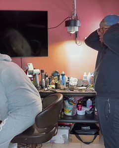 Being a Barber in Trinidad 🇹🇹 Part2 Always want a Full “SmartMan” HairCut✂️ talking bout he “JUSS” want a ‘shapeup’…🙅🏽‍♂️ Plus he got Attitude,,Na bruh!!😌 … #fyp #tiktok #trinidad #barber #goodnight 😳🤪🤣 | Krew Kutz