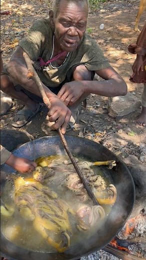 Bush Cooking with Grandpa 🔥 #hadzabetribe #cooking