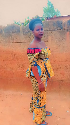 Vidéos de Adéle. Star (@adele.star7) avec son original - Lyss✨